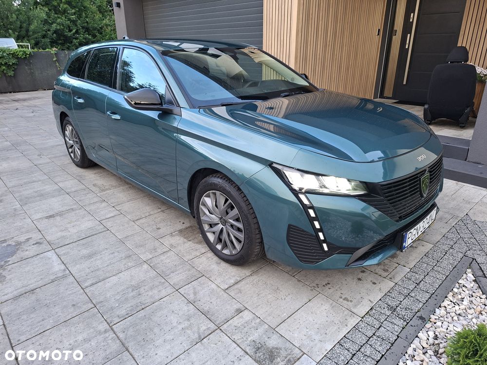 Peugeot 308 - 1