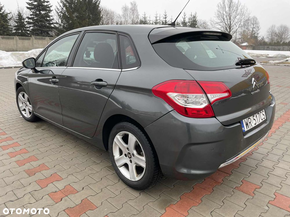 Citroën C4 VTi 120 Attraction - 4