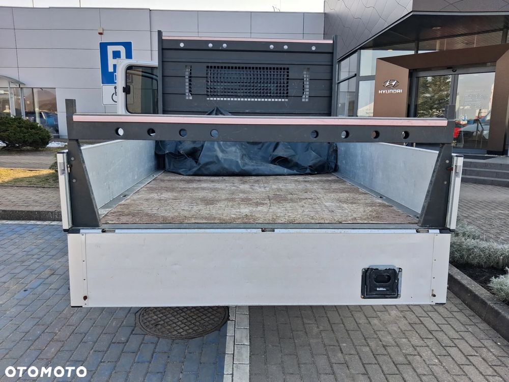 Mercedes-Benz SPRINTER - 16