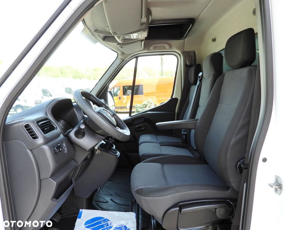 Renault MASTER  PLANDEKA 10 PALET WEBASTO TEMPOMAT LEDY PNEUMATYKA KLIMATYZACJA  165KM - 28