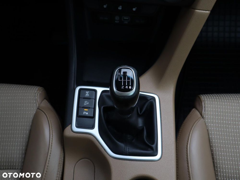 Kia Sportage - 14