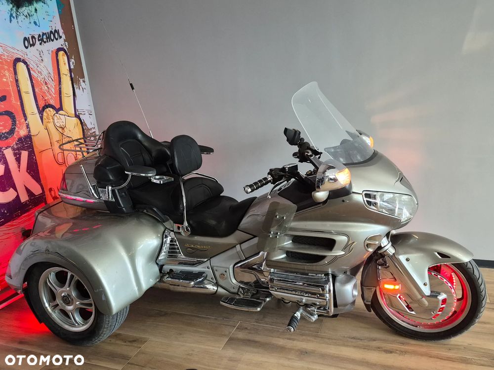 Honda GL - 12