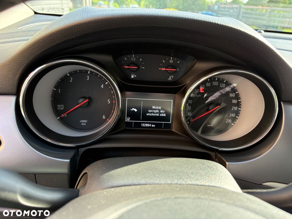 Opel Astra 1.6 CDTI Sport - 22