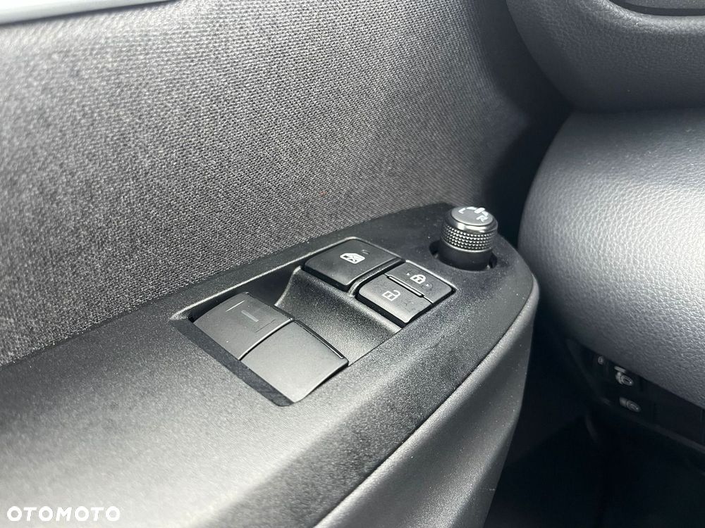 Toyota Yaris Hybrid 1.5 Comfort - 28