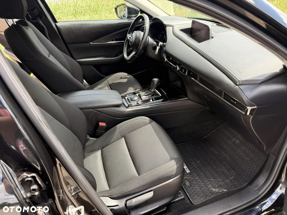 Mazda CX-30 2.0 mHEV Hikari 2WD - 11