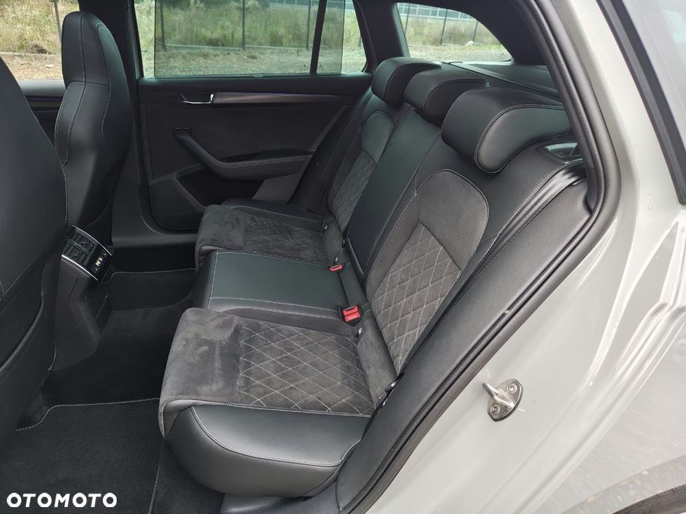 Skoda Superb 2.0 TSI 4x4 Sportline DSG - 35