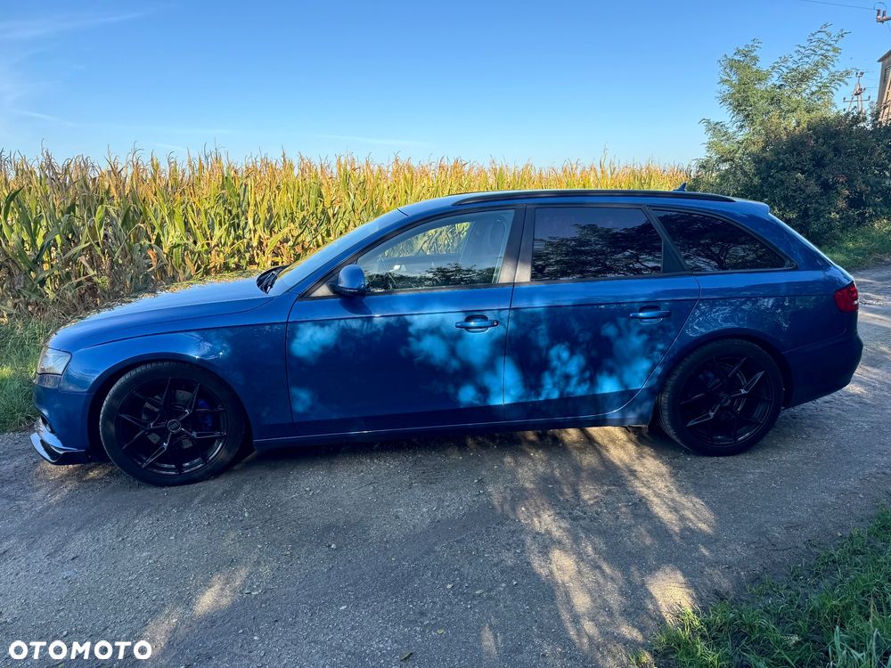 Audi A4 Avant - 9