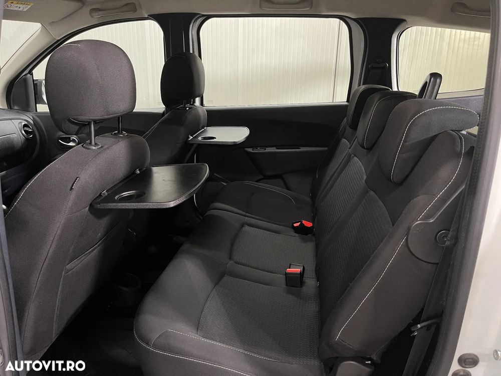 Dacia Lodgy 1.5 Blue dCi Laureate - 13