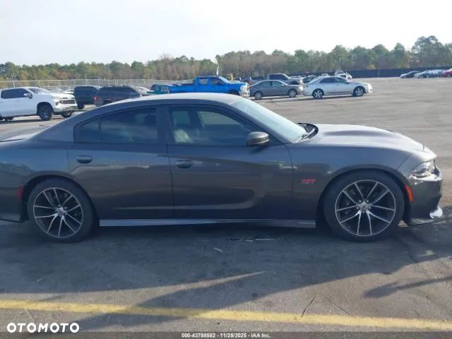 Dodge Charger Automatik R/T Scat Pack - 11