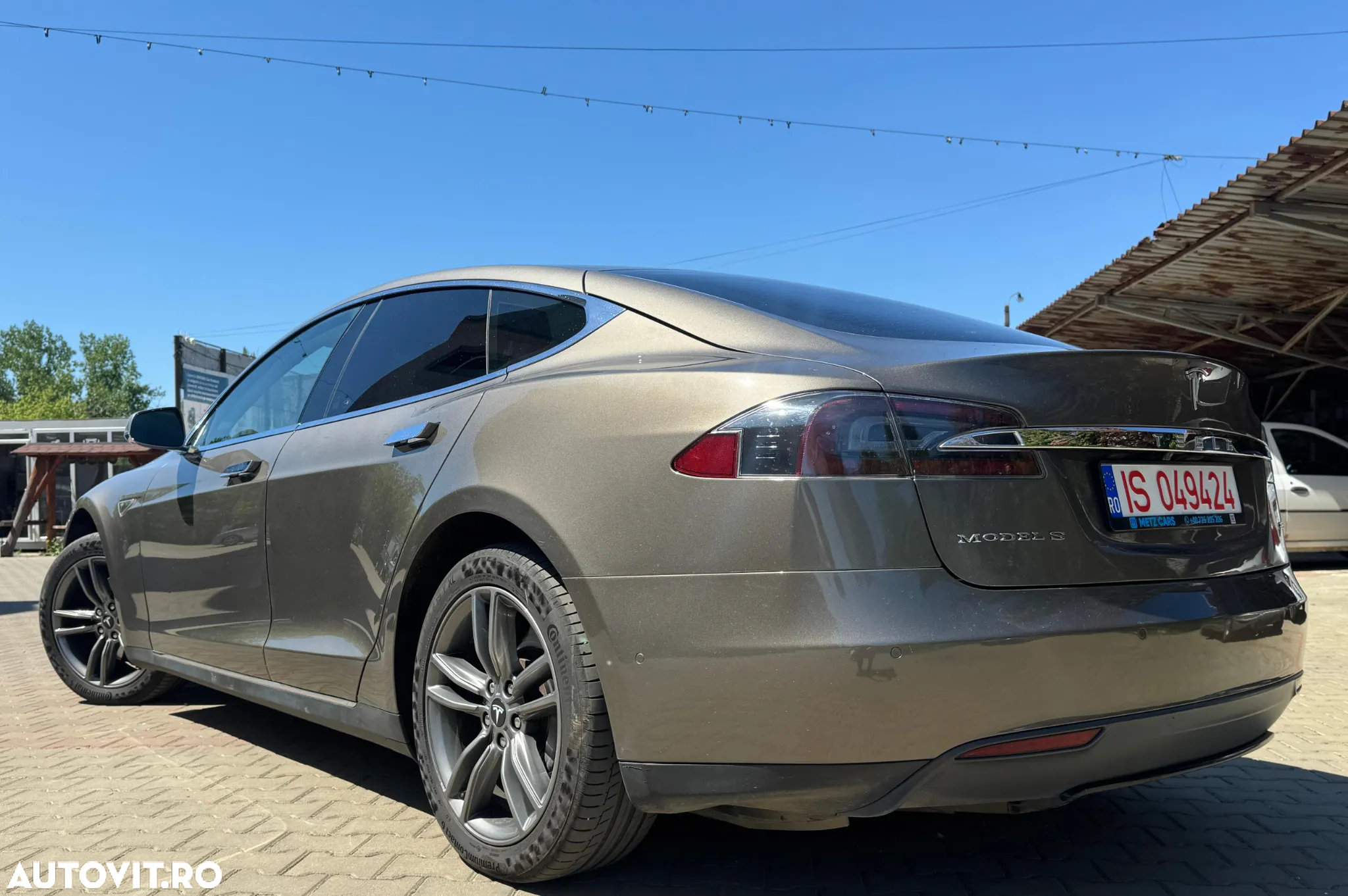Tesla Model S 85D Allradantrieb - 4