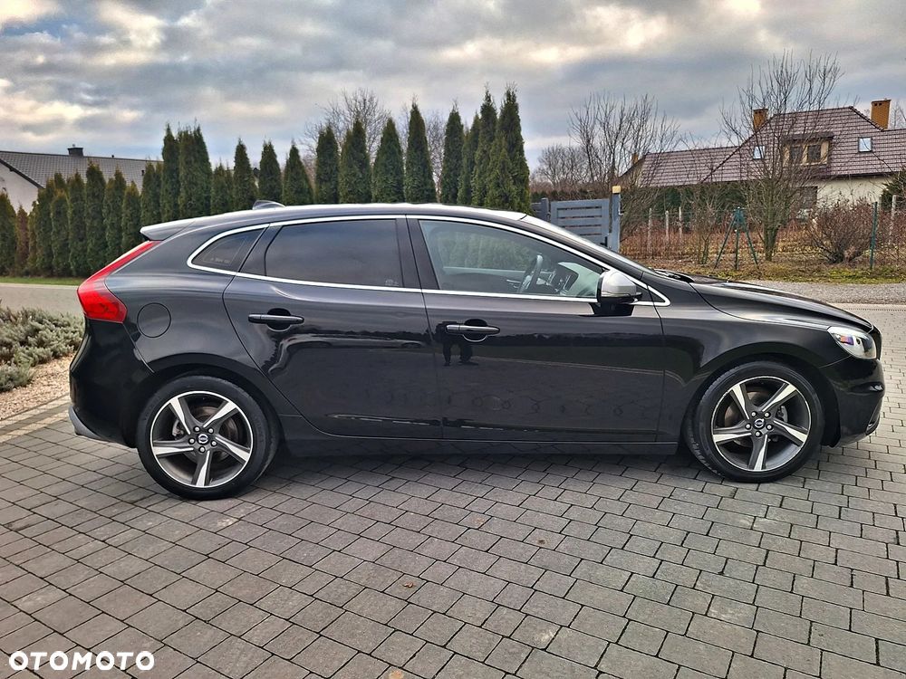 Volvo V40 D2 R Design - 5