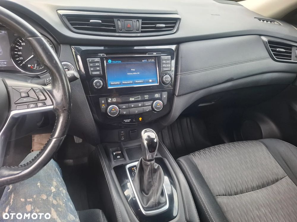 Nissan X-Trail 2.0 dCi Tekna Xtronic 4WD - 7