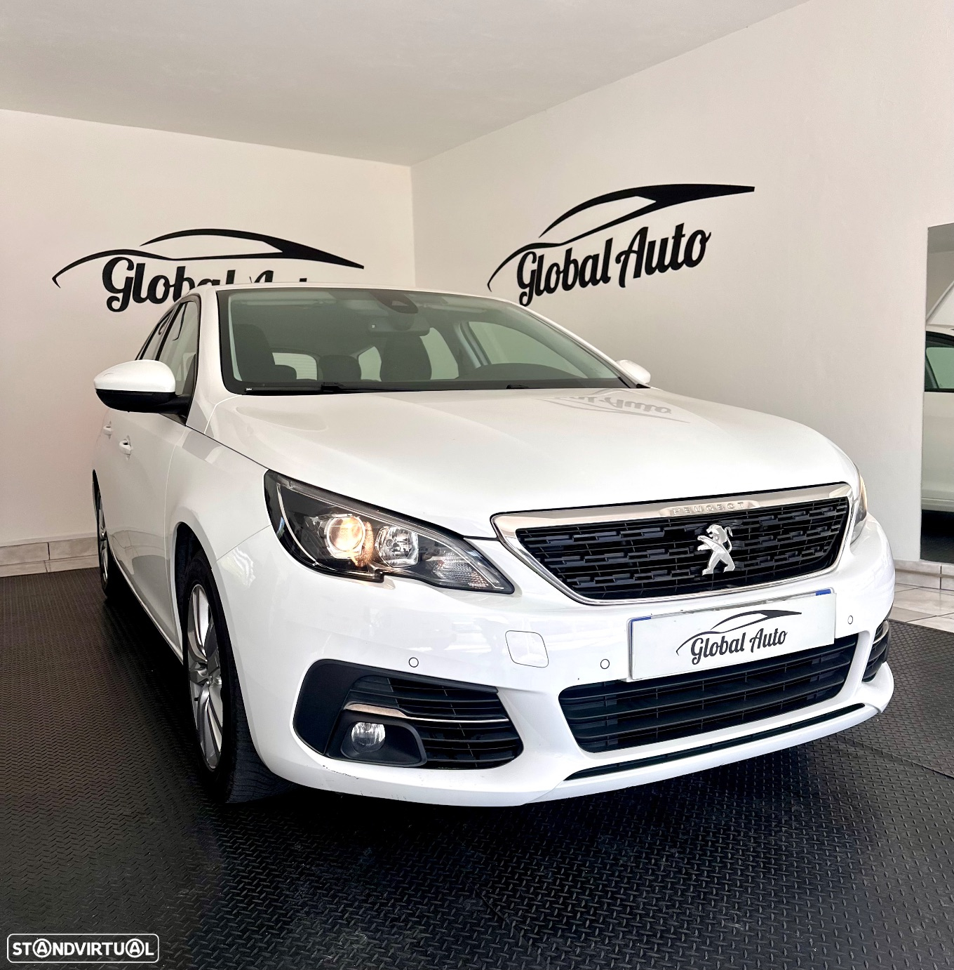Peugeot 308 SW BlueHDi 120 EAT6 Stop & Start Allure - 2