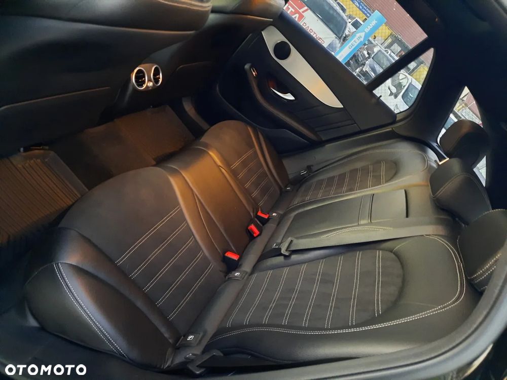 Mercedes-Benz GLC 220 d 4-Matic - 19