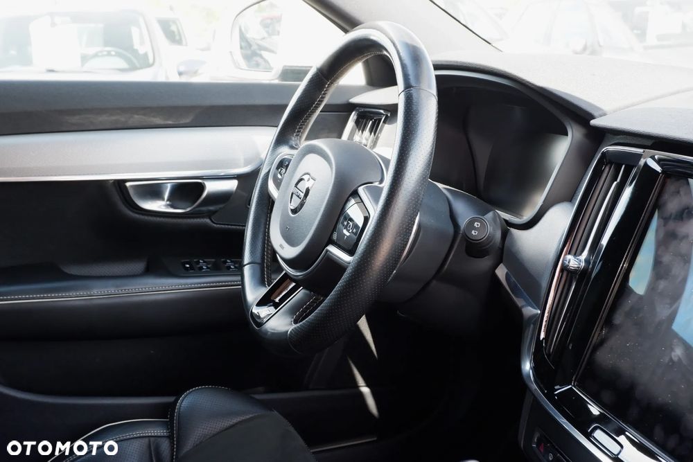 Volvo V90 T5 R-Design - 5