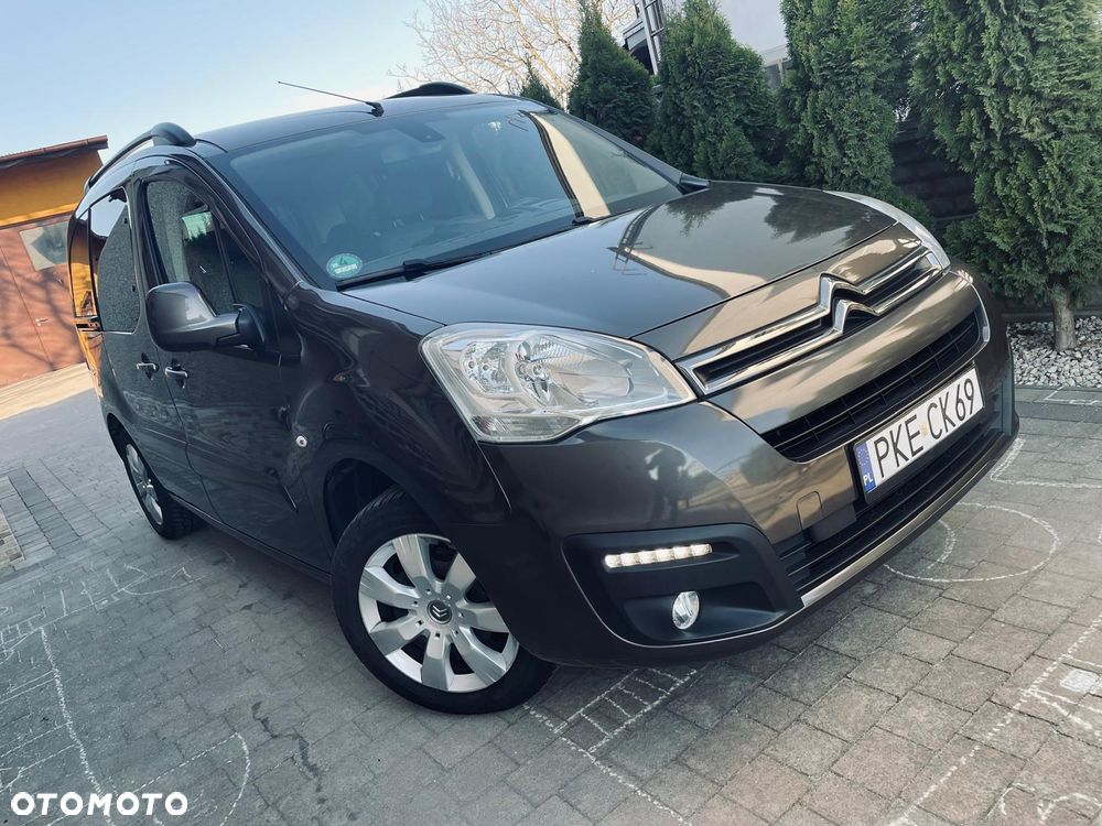 Citroën Berlingo Multispace PureTech 110 SHINE - 18