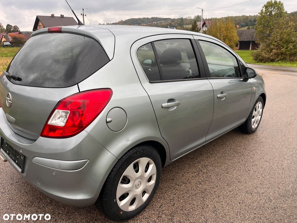 Opel Corsa 1.4 16V Satellite - 6
