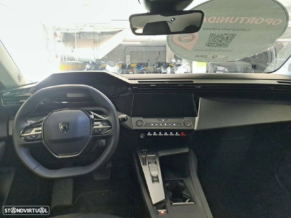 Peugeot 308 1.2 Hybrid Style e-DCS6 - 8