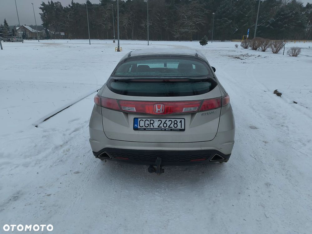 Honda Civic 1.8 Sport - 6