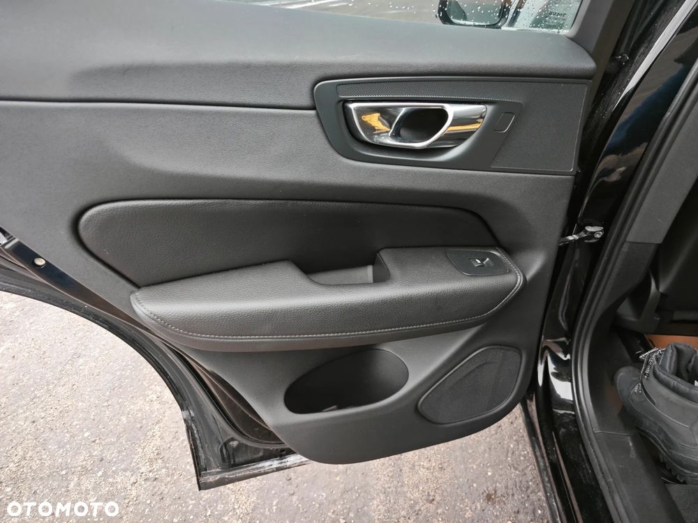 Volvo XC 60 D4 Inscription - 11