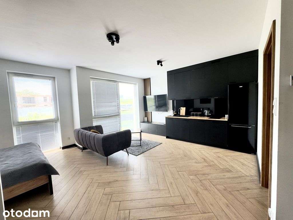 2 mieszkania, 3 m. postojowe w cenie, czynsz 120zł