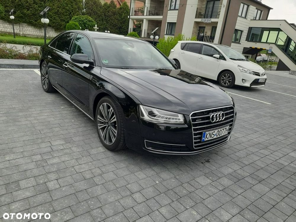 Audi A8 - 2