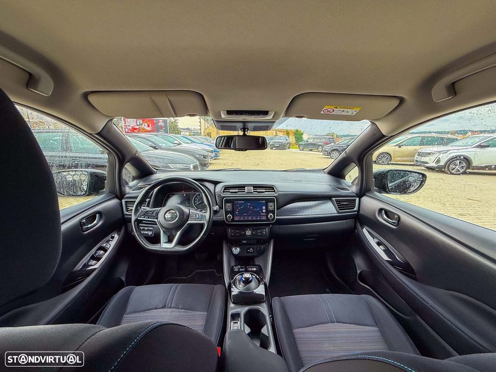 Nissan Leaf N-Connecta - 9