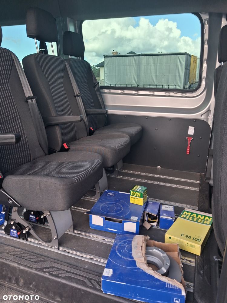 Ford Transit - 12