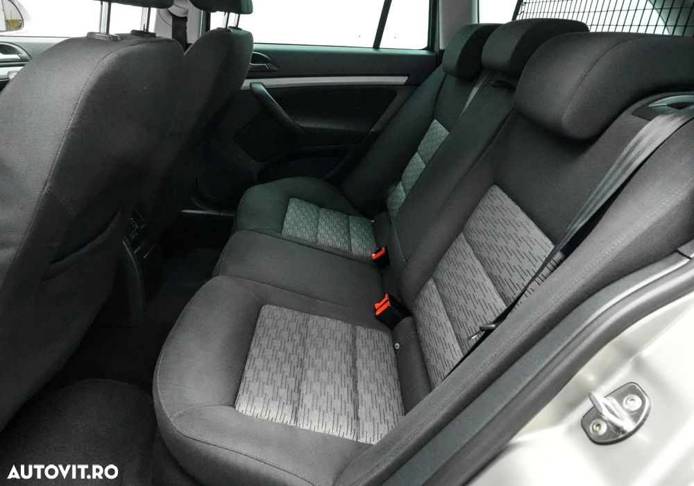 Skoda Octavia 1.6 TDI Ambiente DSG - 15