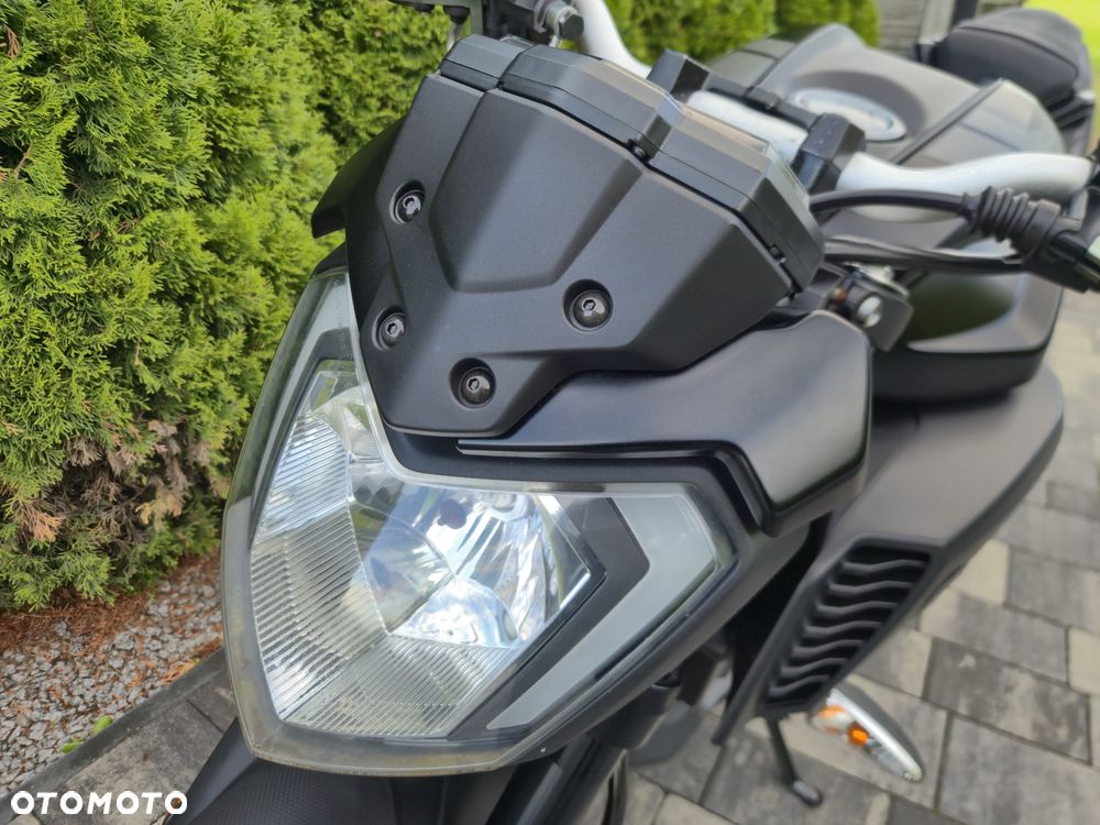 Yamaha MT - 21