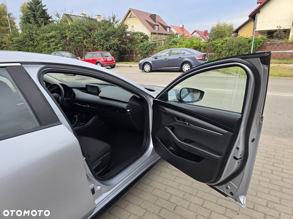 Mazda 3 2.0 mHEV Kanjo - 36