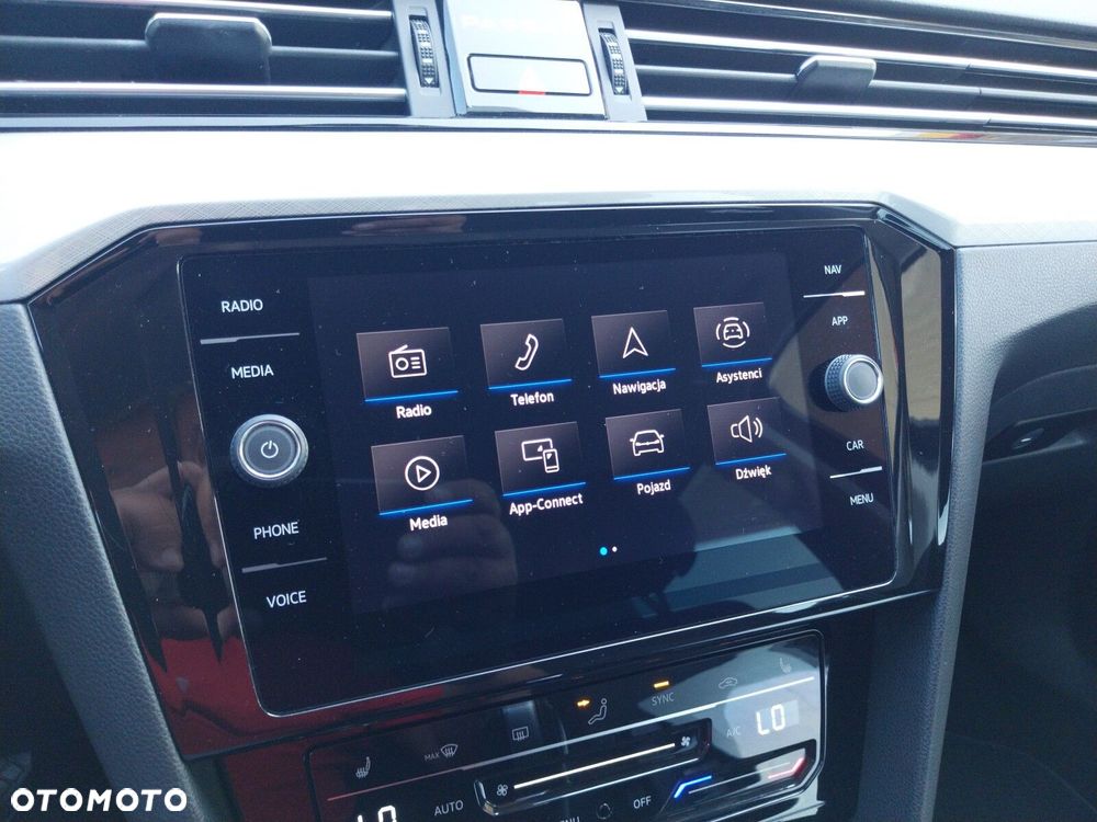 Volkswagen Passat Variant - 18