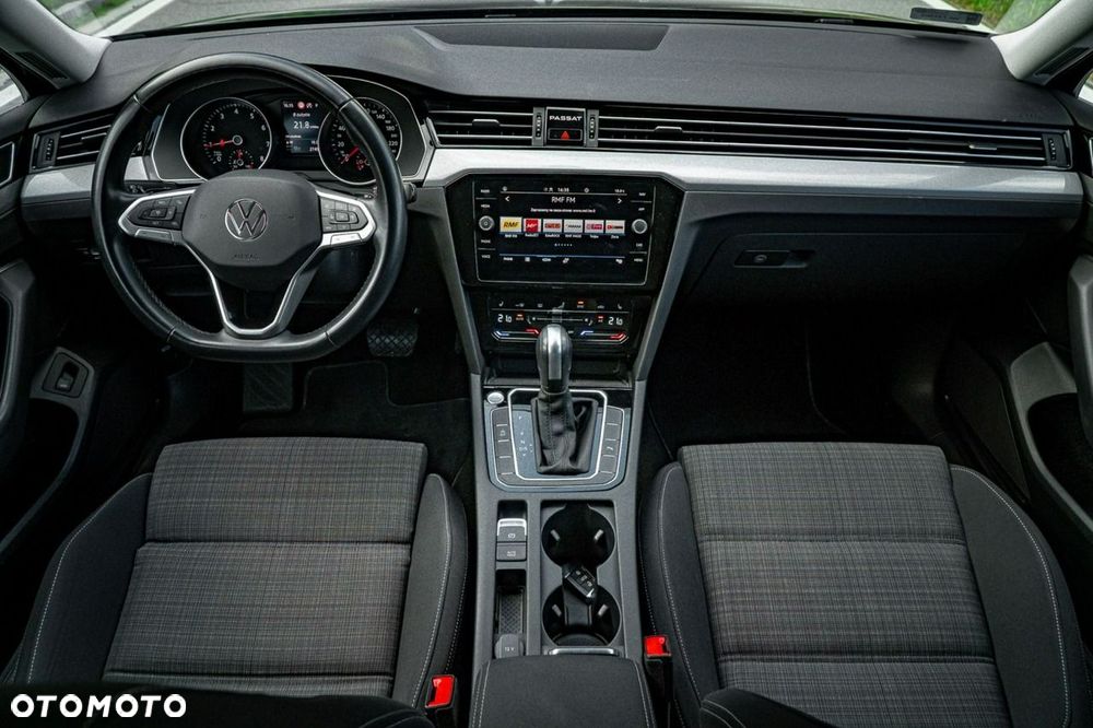 Volkswagen Passat 1.5 TSI EVO Business DSG - 33