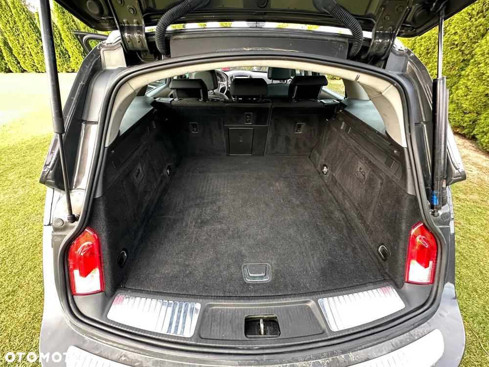 Opel Insignia 2.0 4x4 Exclusive - 29