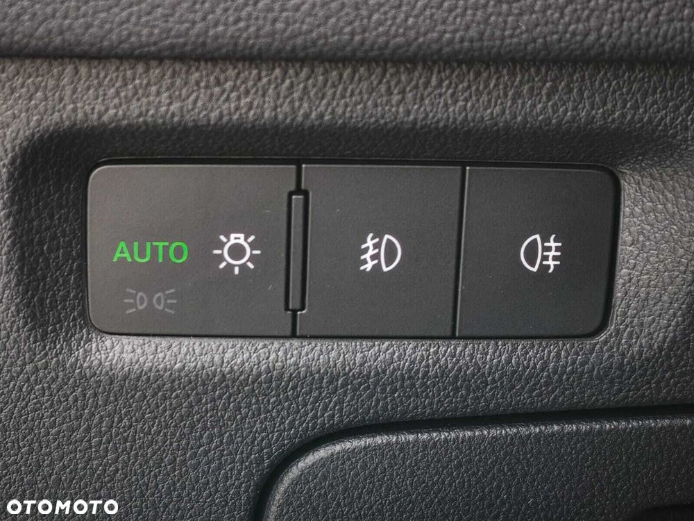 Skoda Octavia 1.5 TSI GPF ACT Ambition - 23