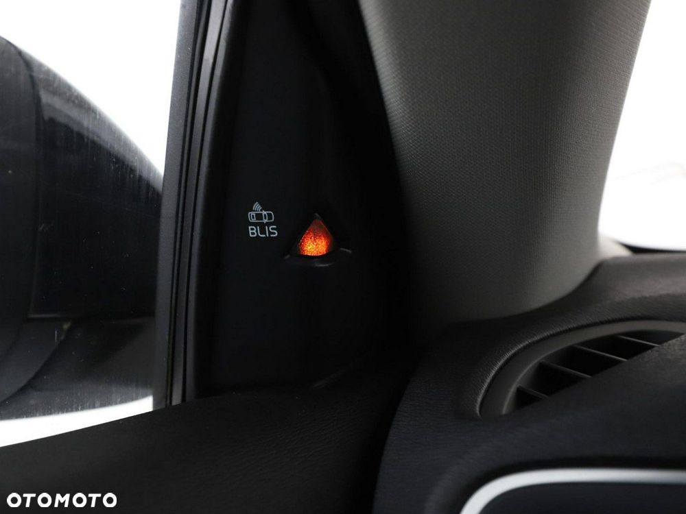 Volvo V40 Cross Country D2 - 32