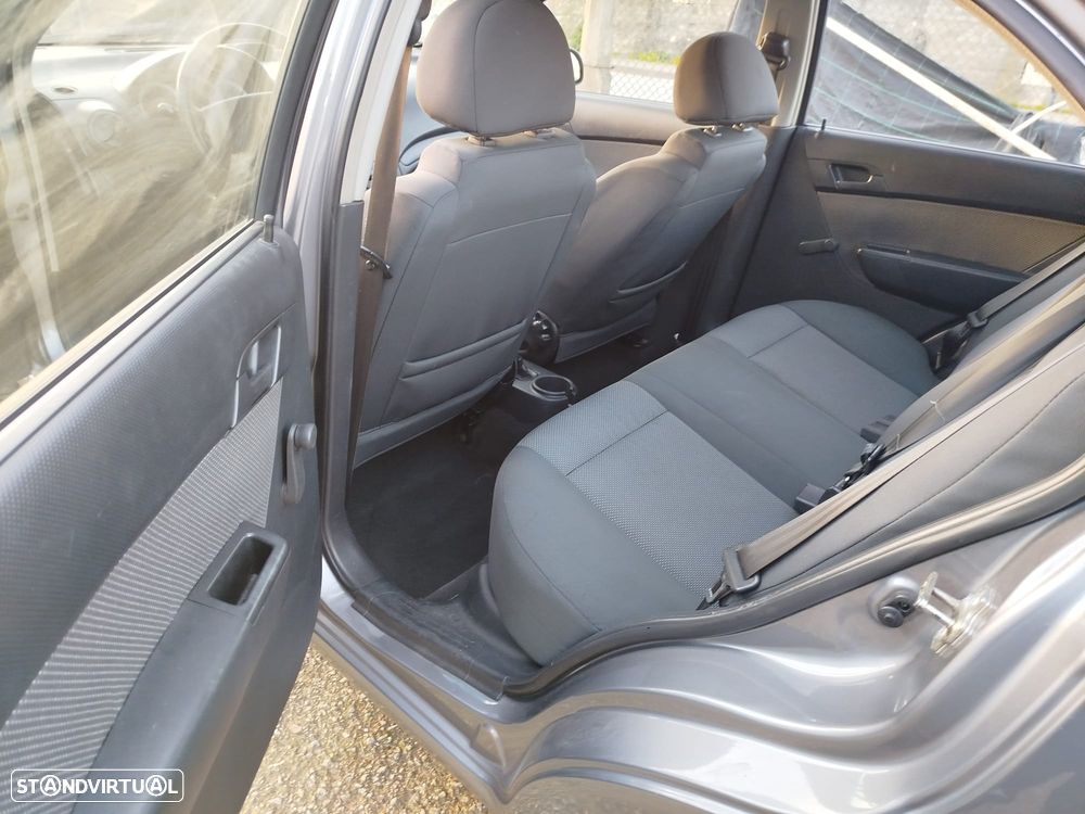 Chevrolet Aveo 1.2 LS - 12
