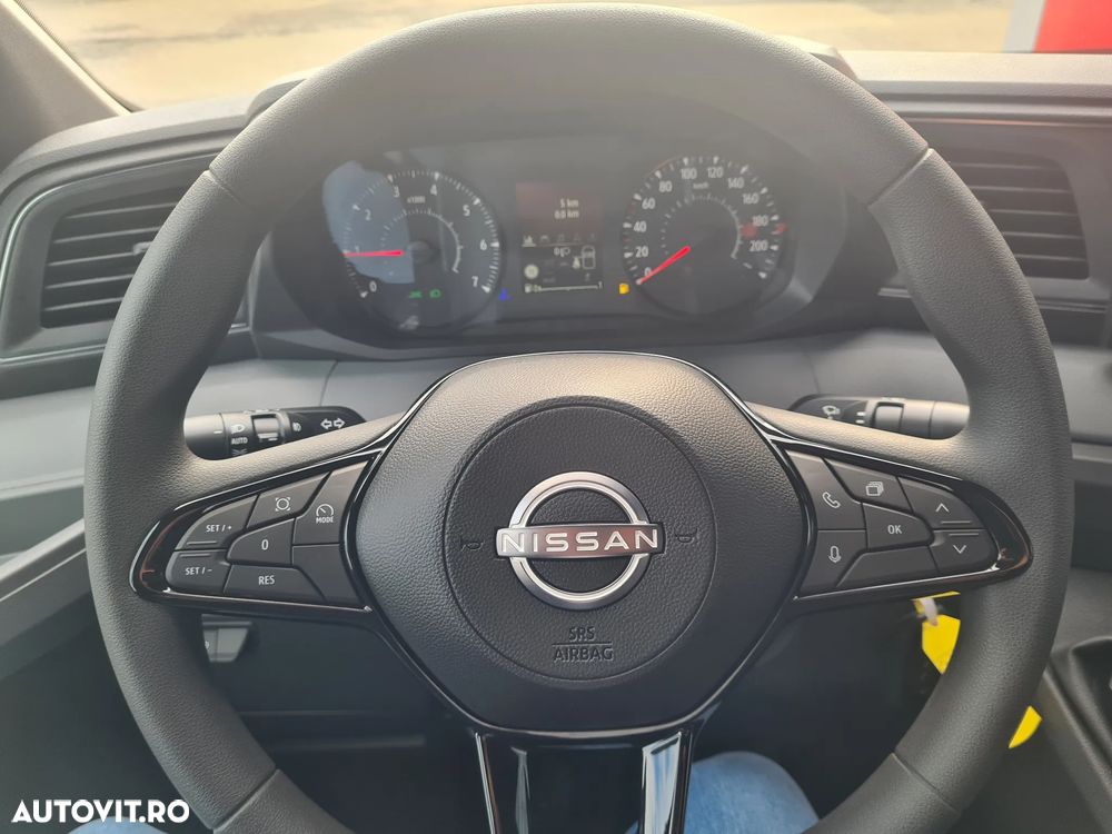 Nissan INTERSTAR - 10