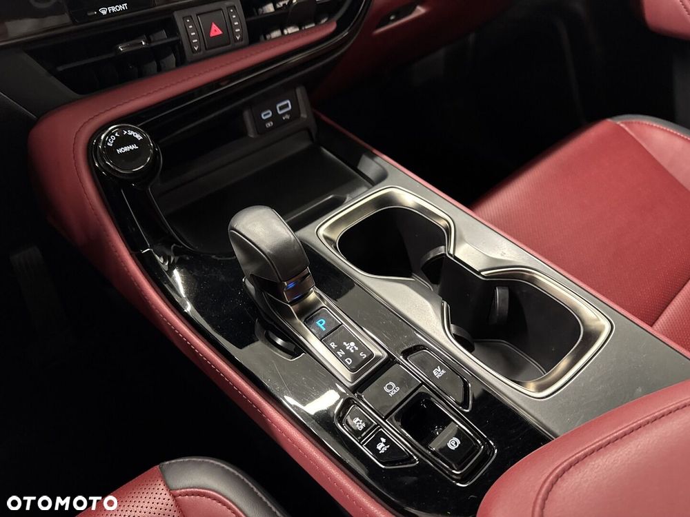 Lexus NX 350h Business AWD - 22
