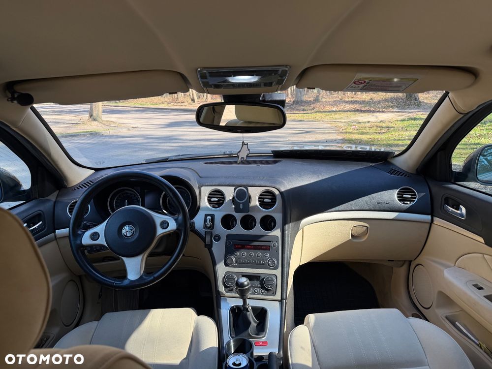 Alfa Romeo 159 1.9 JTDM 8V DPF Distinctive - 13