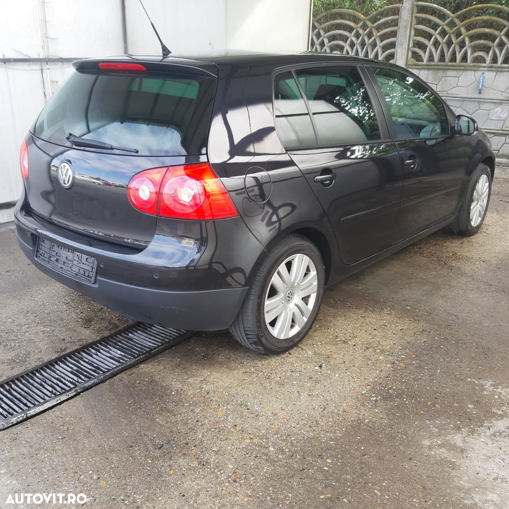 Volkswagen Golf - 3