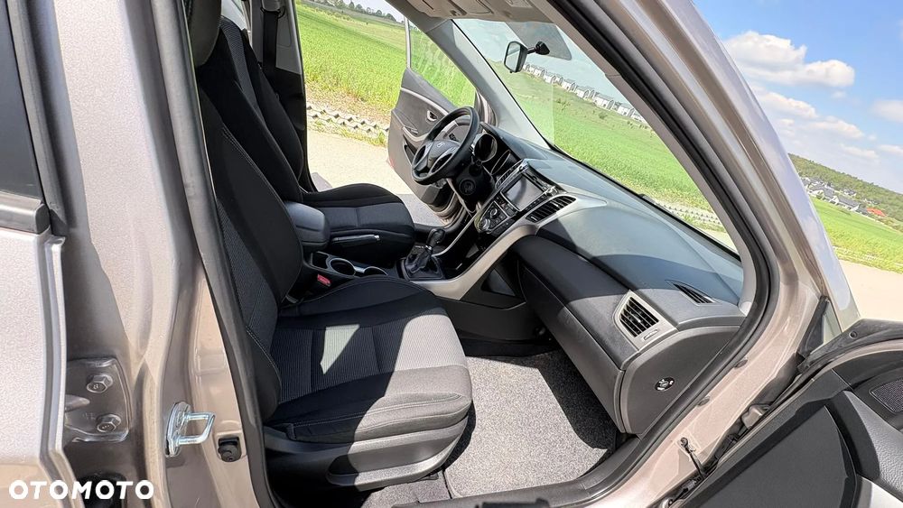 Hyundai i30 1.6 CRDI Intro Edition - 15
