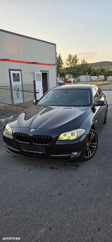 BMW Seria 5 520d - 11