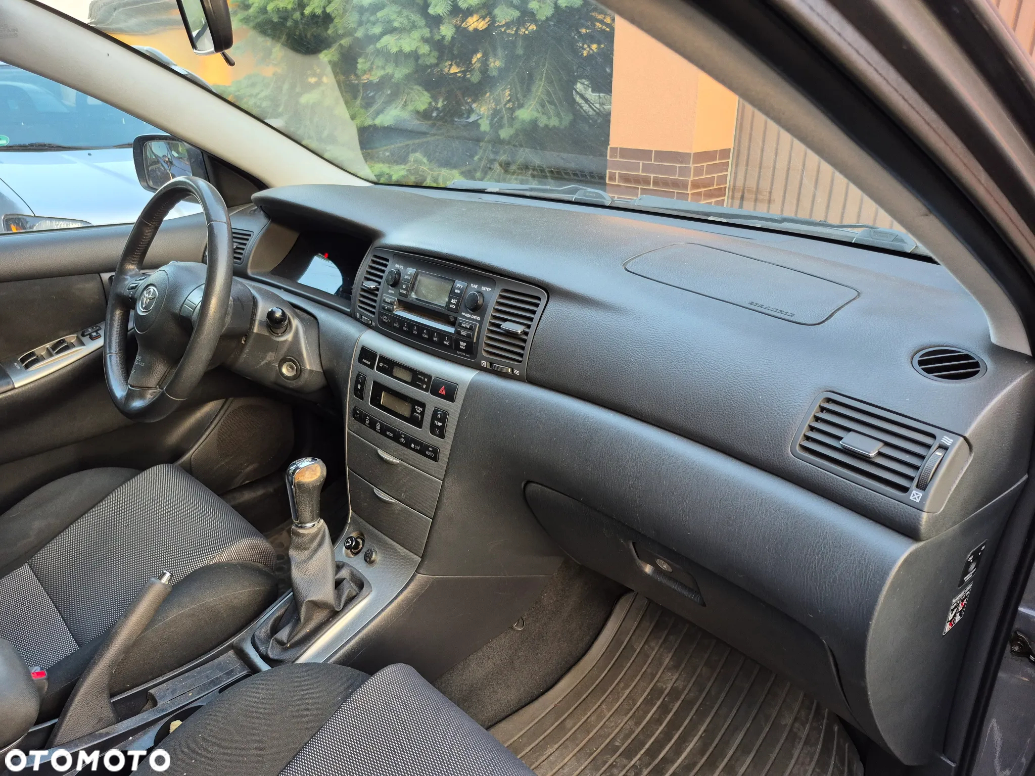 Toyota Corolla 1.4 VVT-i - 9