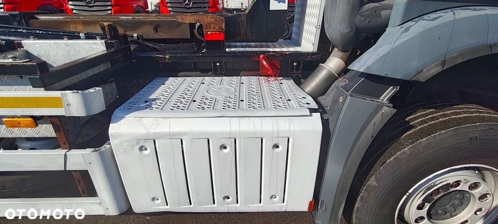 Mercedes-Benz AROCS 2545. 6x4 HAKOWIEC 20 ton - 15