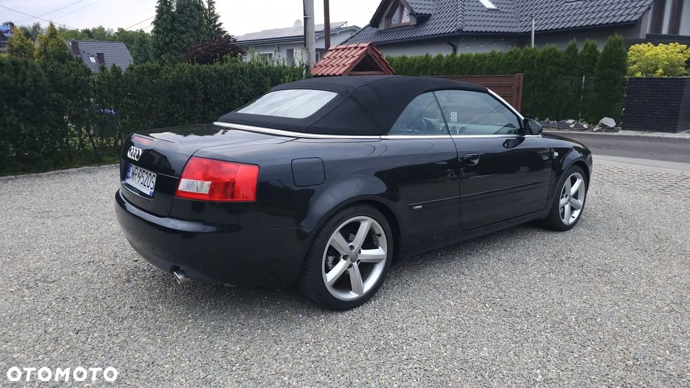 Audi A4 Cabrio 2.4 - 27