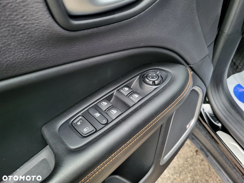 Jeep Compass 1.4 TMair Limited FWD S&S - 18