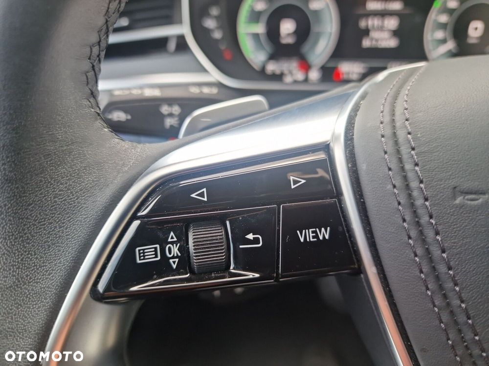 Audi A8 - 24
