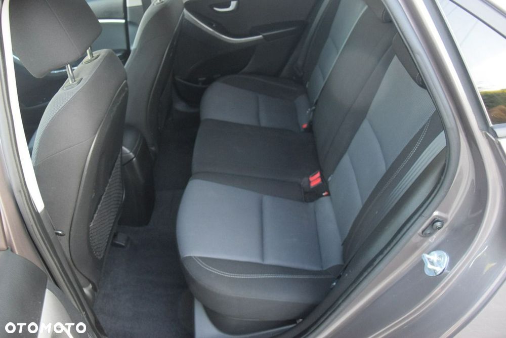 Hyundai i30 1.4 Comfort - 32