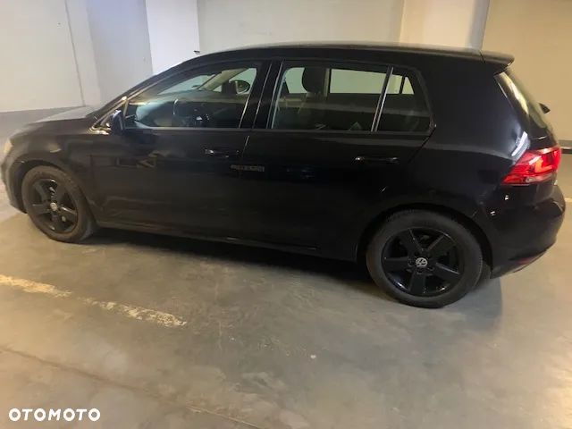 Volkswagen Golf - 16